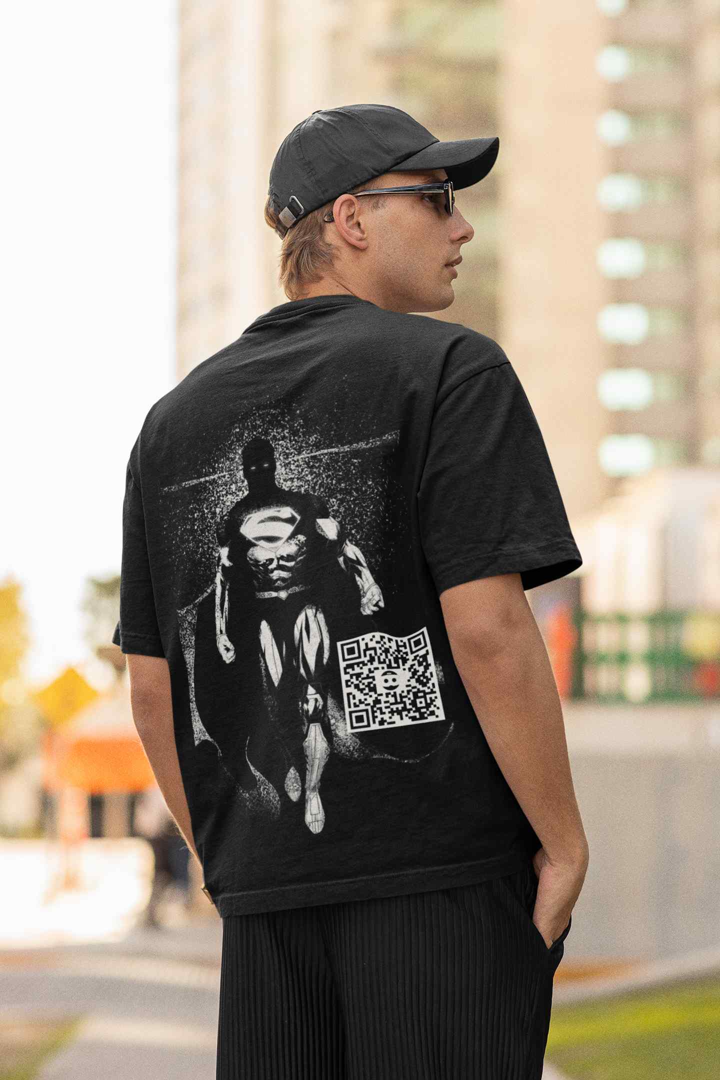 Superman B&W Black AR T-shirt