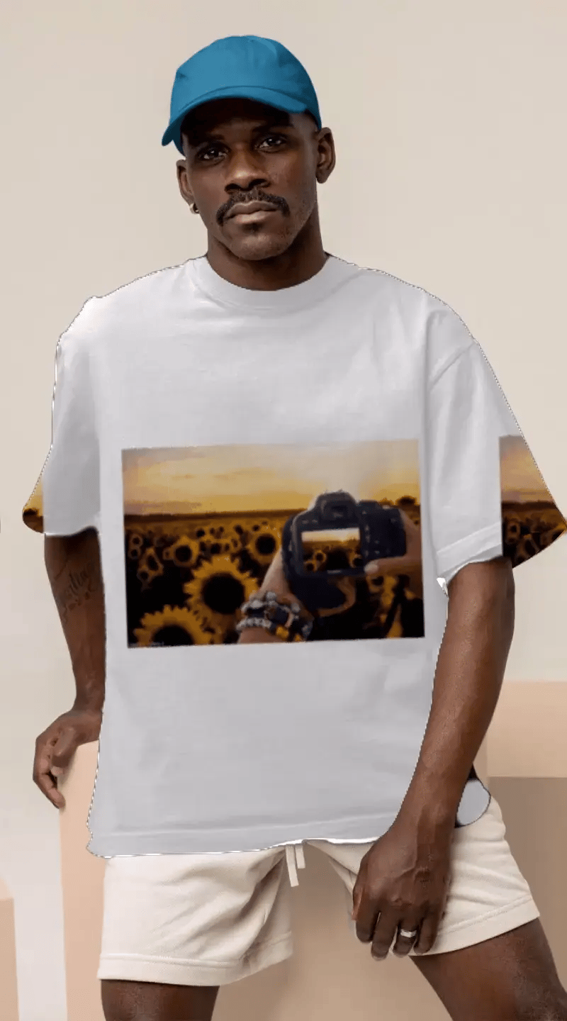 Retro Film Camera Love Black AR Oversized T-shirt